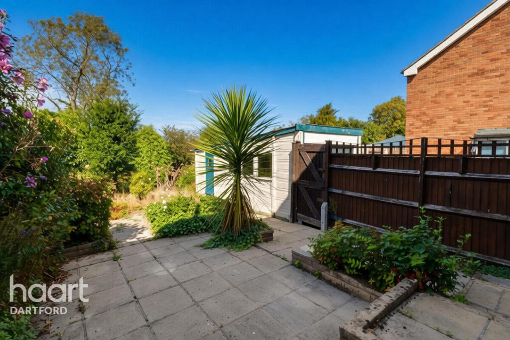 House in Dartford - View 4