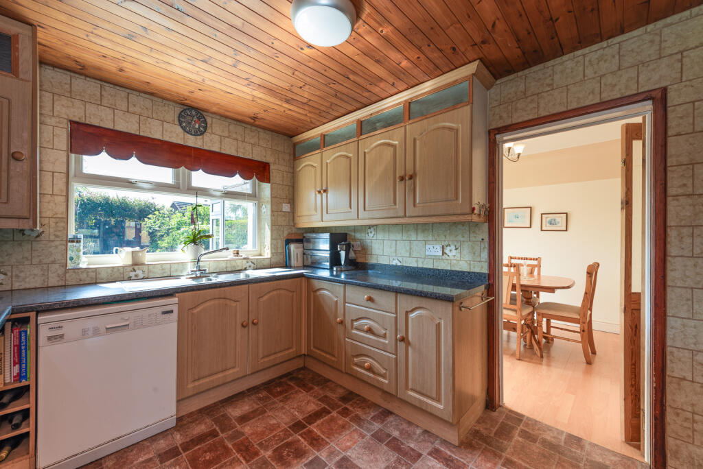 Mallard Way,  Wirral, CH46 photo 4