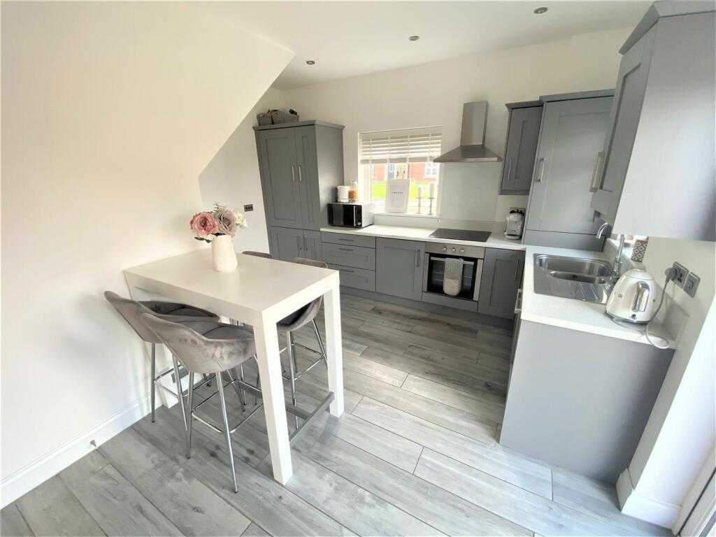 Deer Park Lane, Ripley photo 3