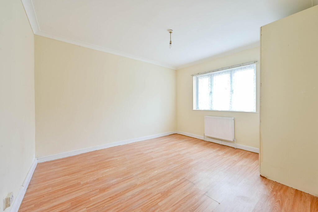 Apartment in London - View 2