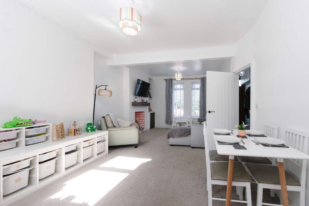 House in Cardiff - View 4