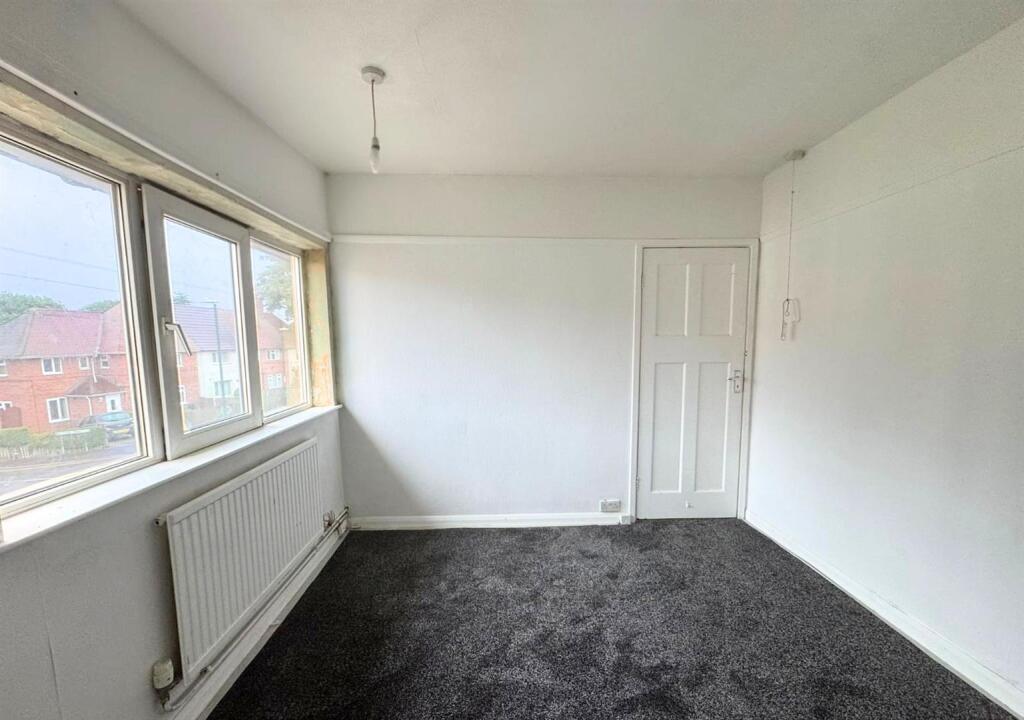 House in Nottingham - View 5