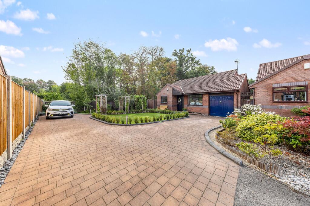 Main image of property: Hudson Close, Old Hall, WA5