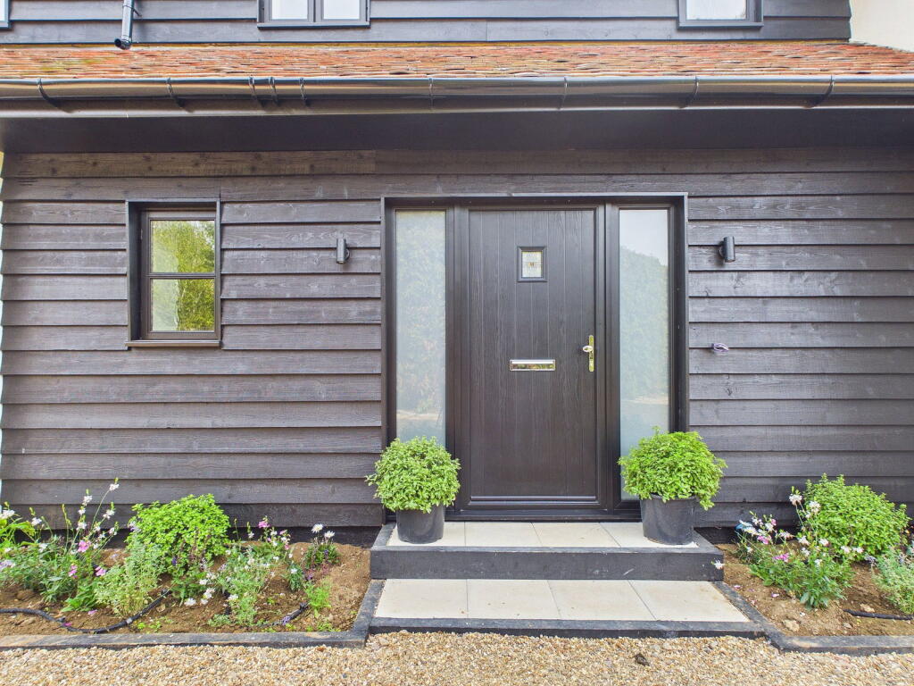 House in Watford - View 2