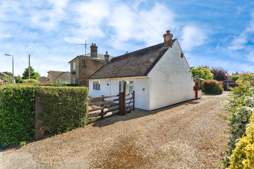 Main image of property: High Street, Manea, March