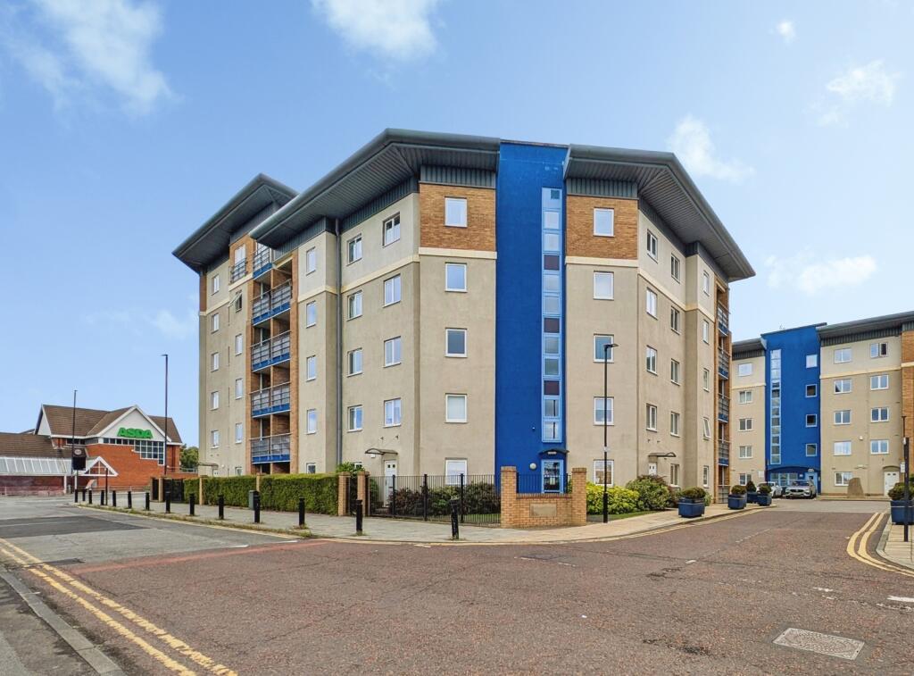 Apartment in Newcastle upon Tyne, Tyne and Wear - View 2