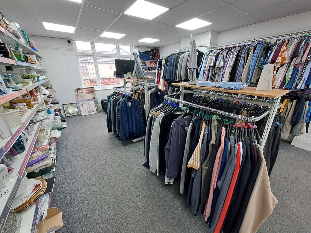 Additional image 10 of 183 High Street, Blackheath, Rowley Regis, B65 0DU