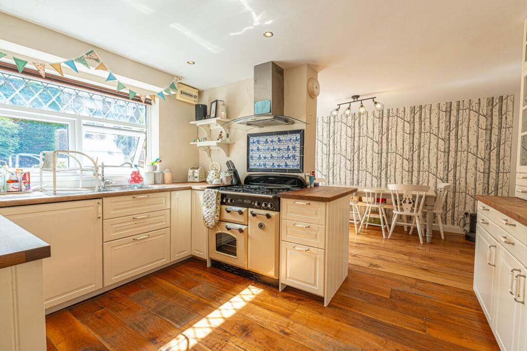 House in Newport, Lodge Hill, Caerleon - More