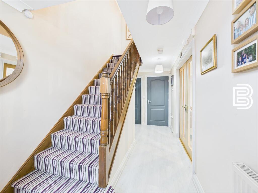 House in Rugby, Warwickshire - View 3