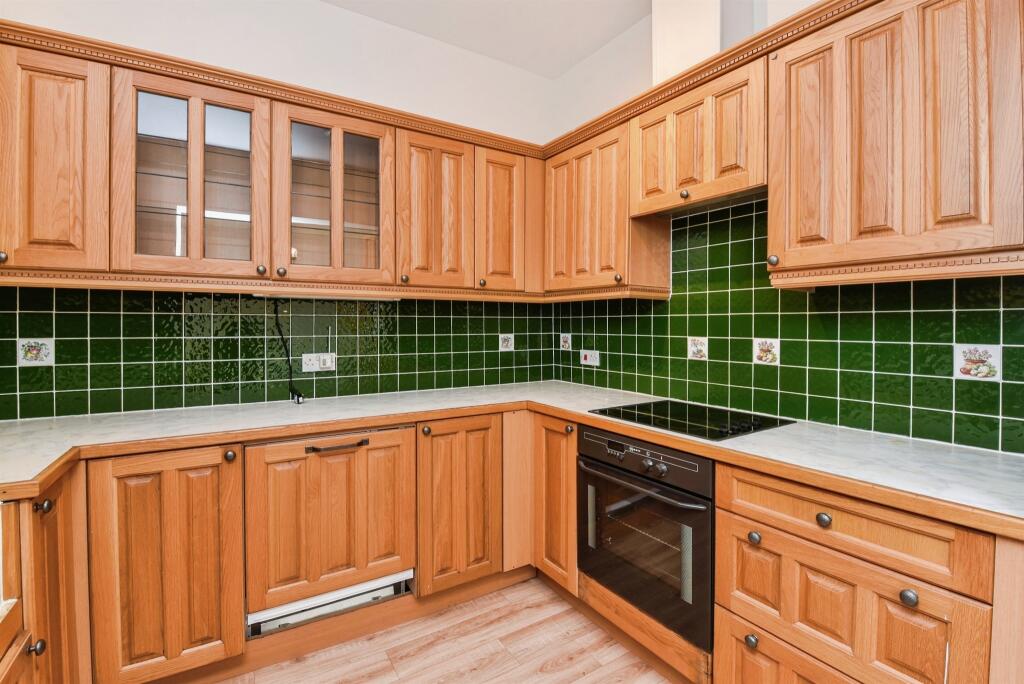 House in West Lavington, Littleton Panell - View 5