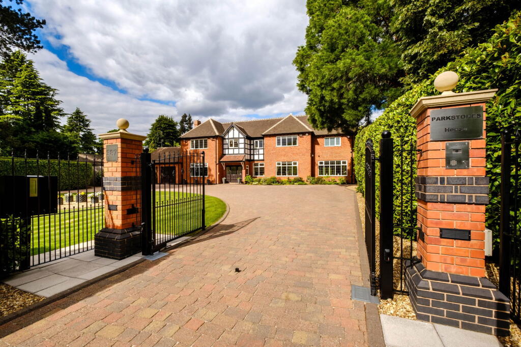 Main image of property: Parkstones House, Streetsbrook Road, Solihull, B91 1RL