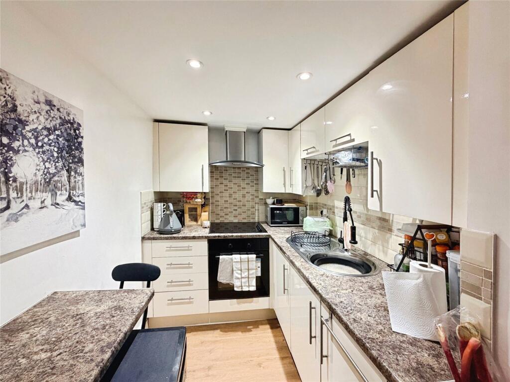 House in Canterbury - View 2