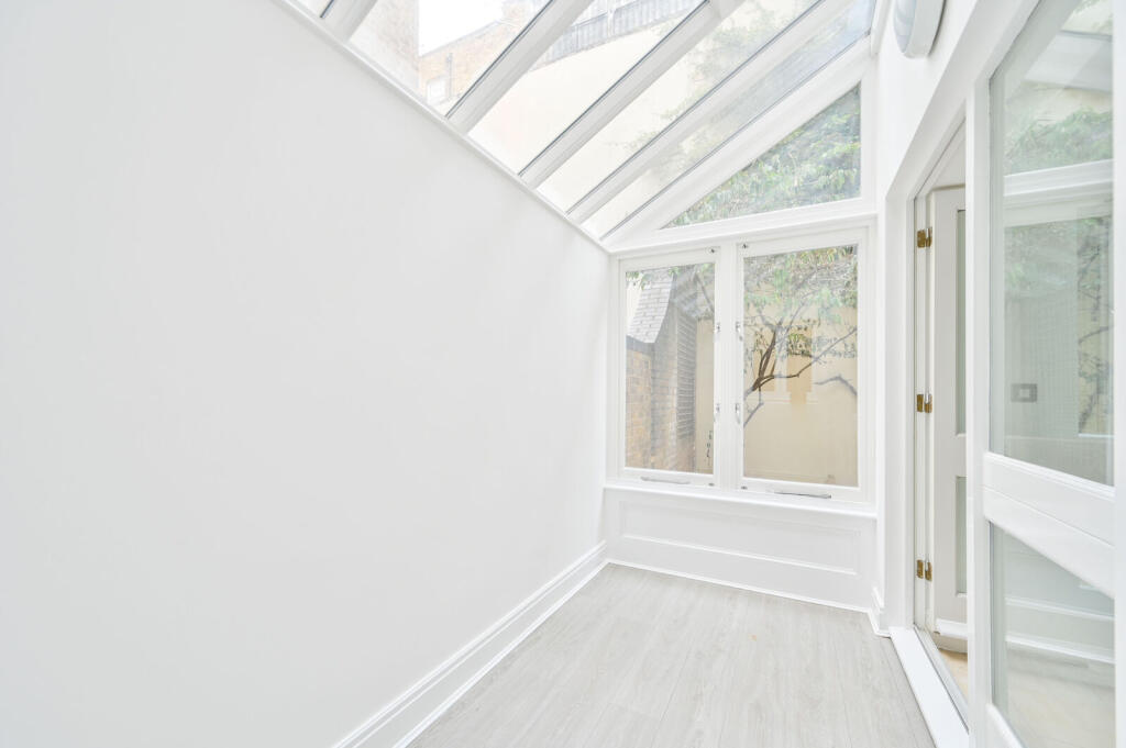 House in London - More
