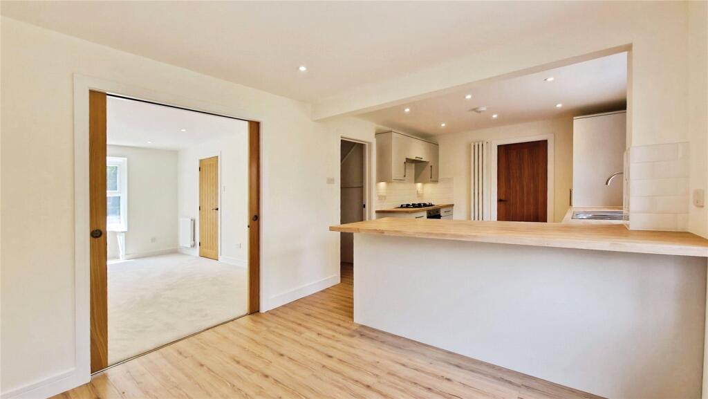 Thomas Drive, Warfield, Bracknell, Berkshire, RG42 photo 3