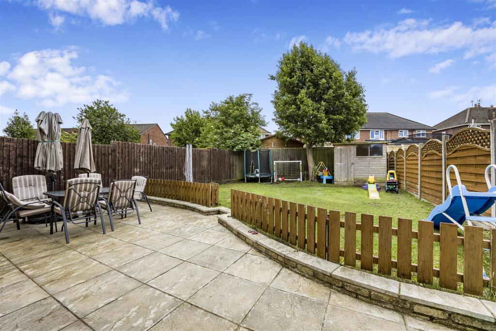 Orwell Drive, Keynsham photo 2
