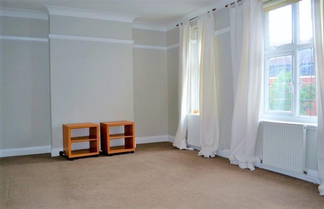 Apartment in Twickenham - View 5