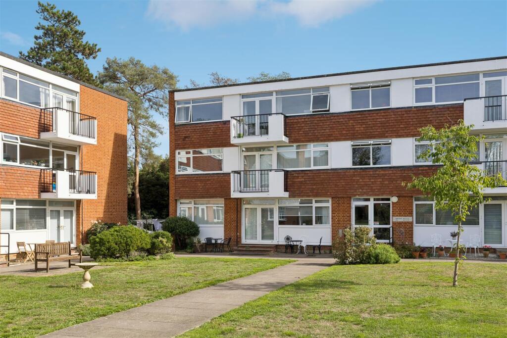 Main image of property: Sollershott East, Letchworth Garden City