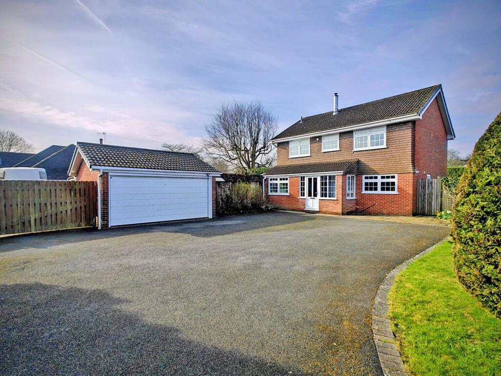 Main image of property: Oakenbrow, Sway, Lymington, Hampshire, SO41