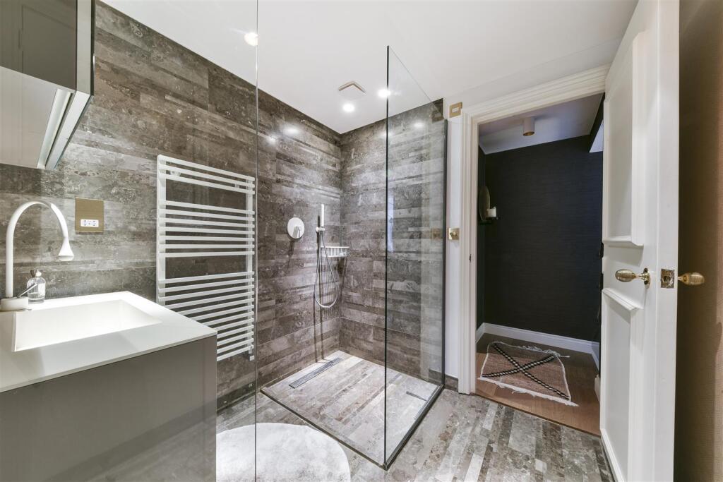 Apartment in London, Earl's Court - More