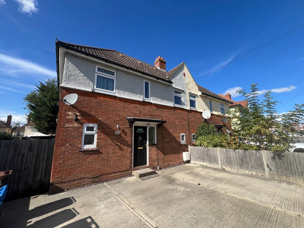 Main image of property: Kipling Close, Ipswich