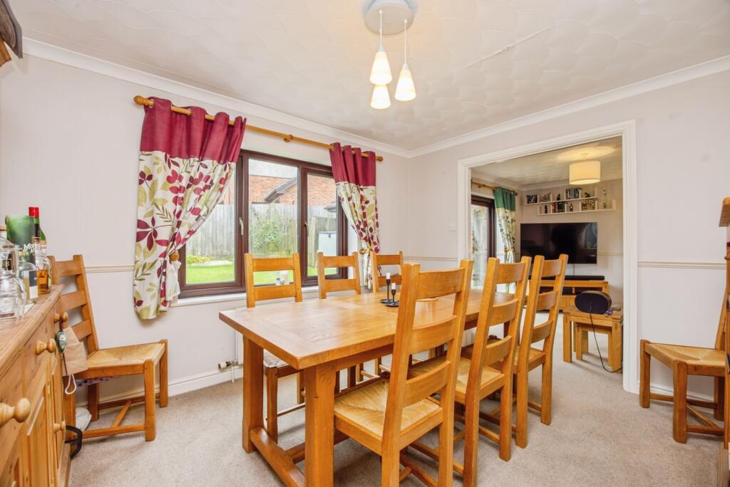 House in Plymouth - View 5