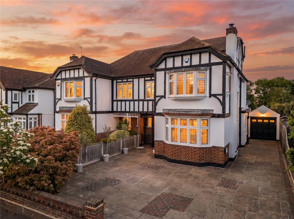 Main image of property: Little Gaynes Lane, Upminster, RM14