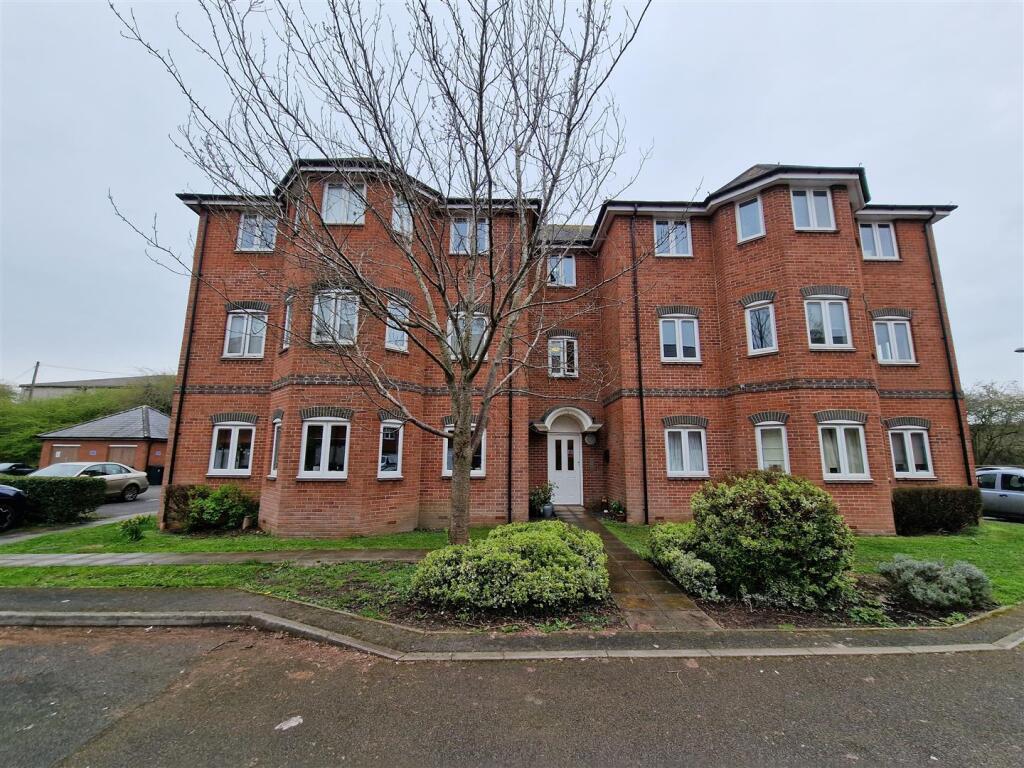 Main image of property: Oake Woods, Gillingham