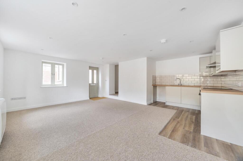Apartment in Dorchester