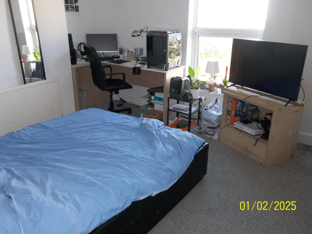 4 bedroom terraced house for rent