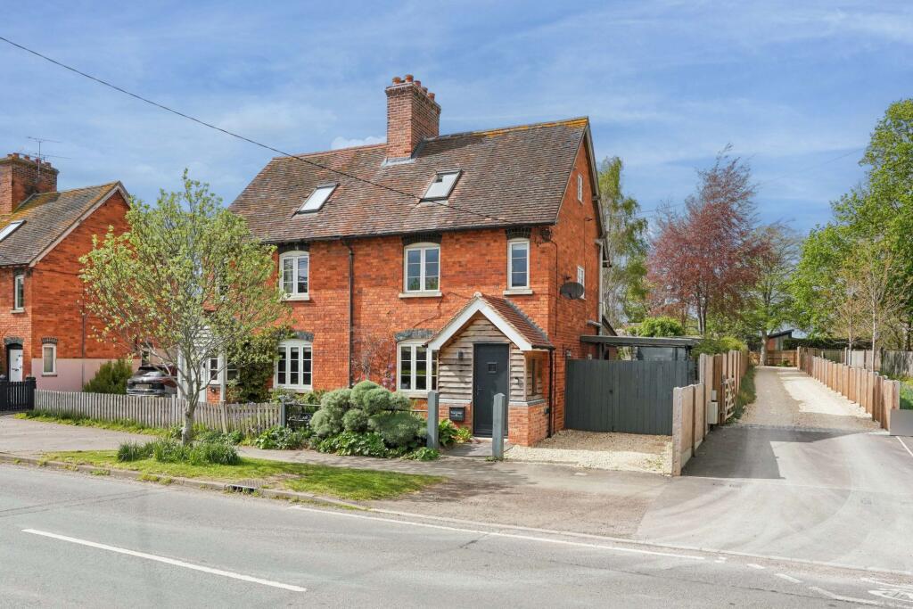 Main image of property: High Street, Long Wittenham, OX14