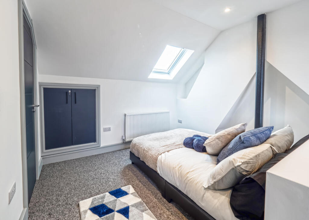 House in London - View 5