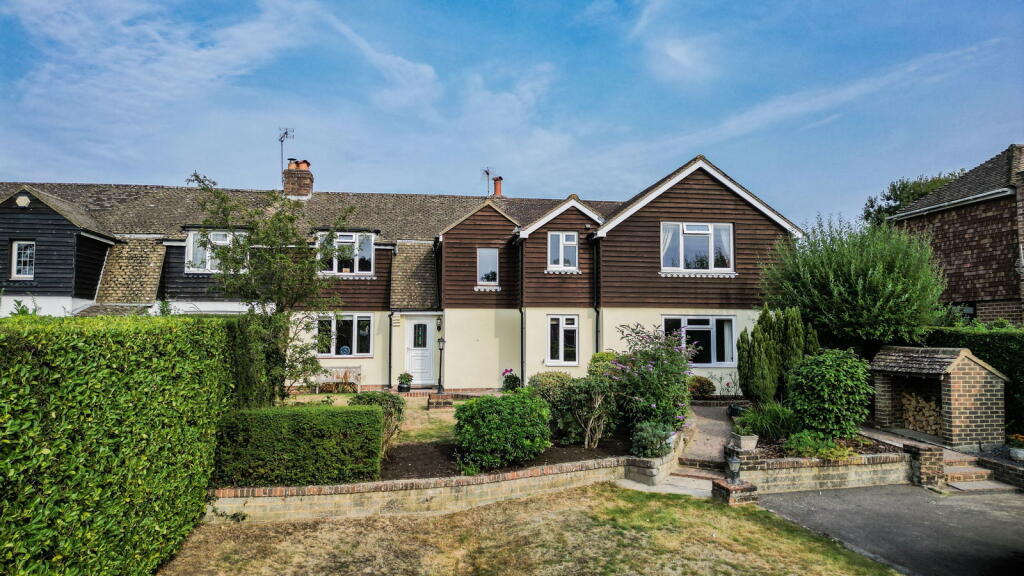 Main image of property: 2115sqft Of Accommodation In Battle