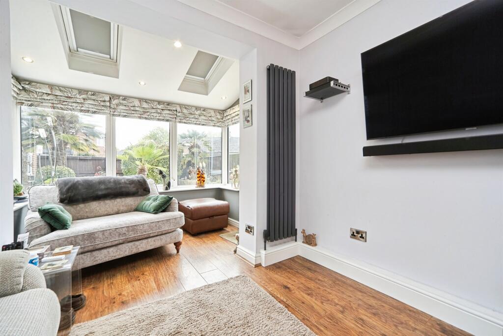 House in Bradford - View 4