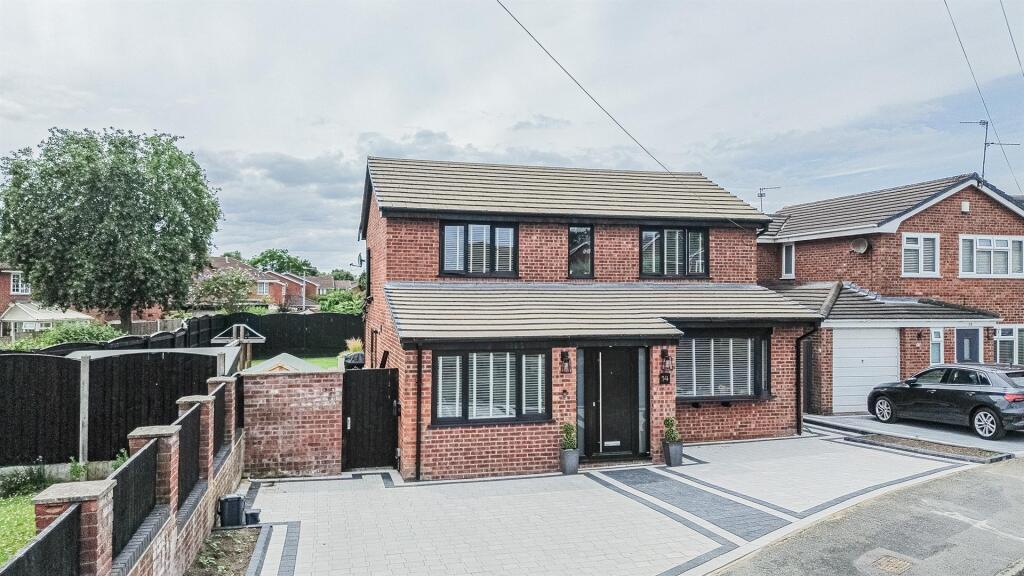 Main image of property: Monmouth Close, Woolston, Warrington, WA1