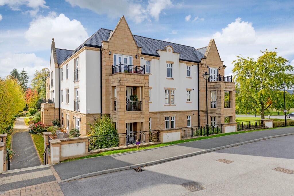 4 Kennedy Court Audley St. Elphin's Park, Matlock, Derbyshire, DE4 2RT photo 2
