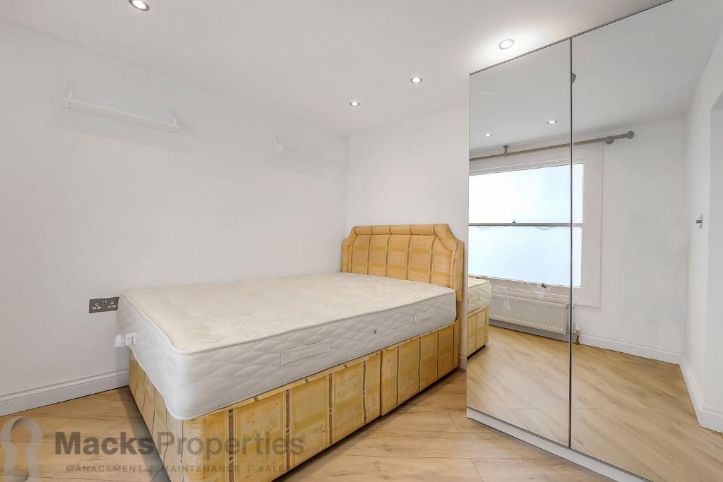 2 bedroom ground floor flat for rent