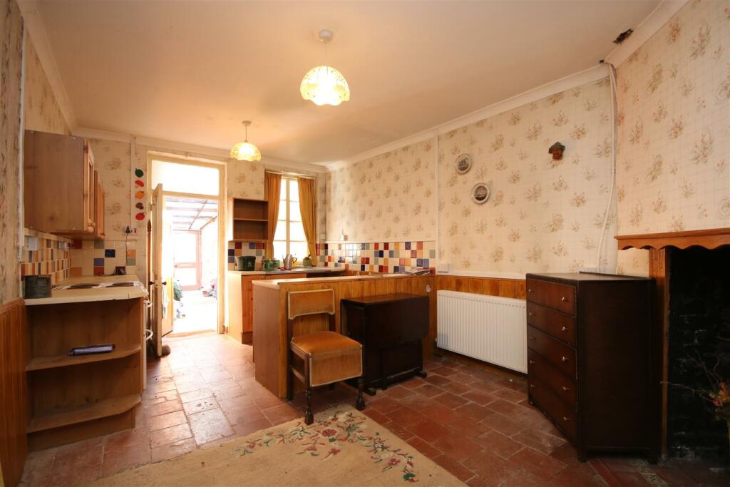 5, Bell Street, Talgarth photo 2