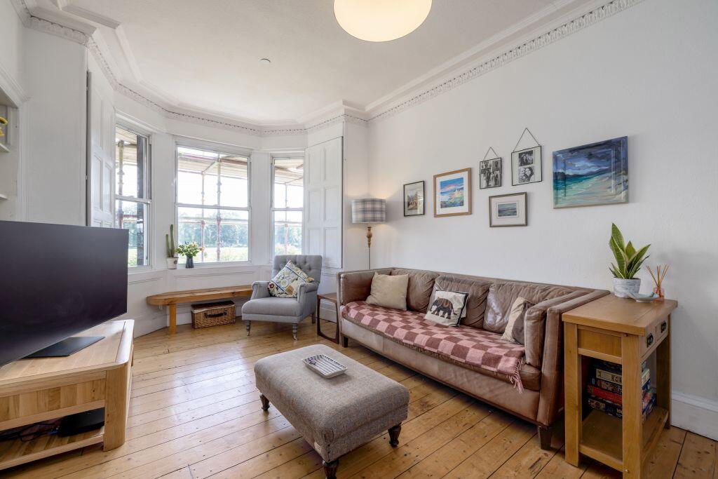 Apartment in Edinburgh, Merchiston - View 3