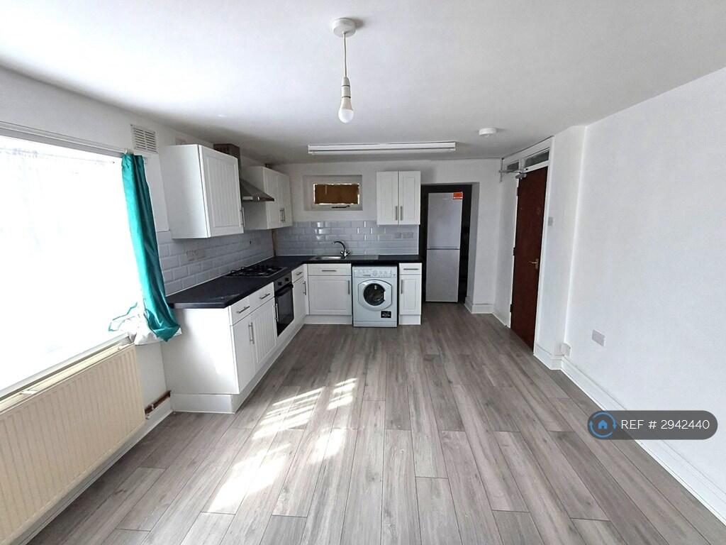 Main image of property: Chesterton Road, London, E13