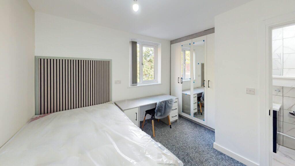 House in Birmingham, Selly Oak - More