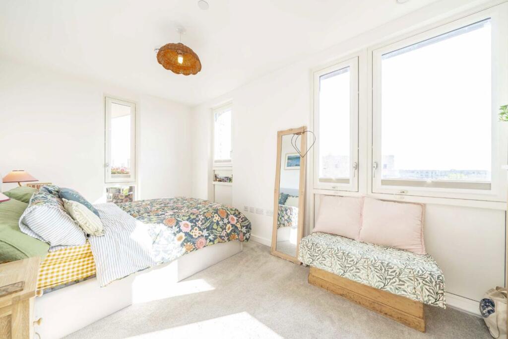 Apartment in London - View 2