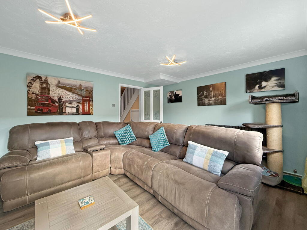 Additional image 9 of Meadow Close, Westbury, BA13