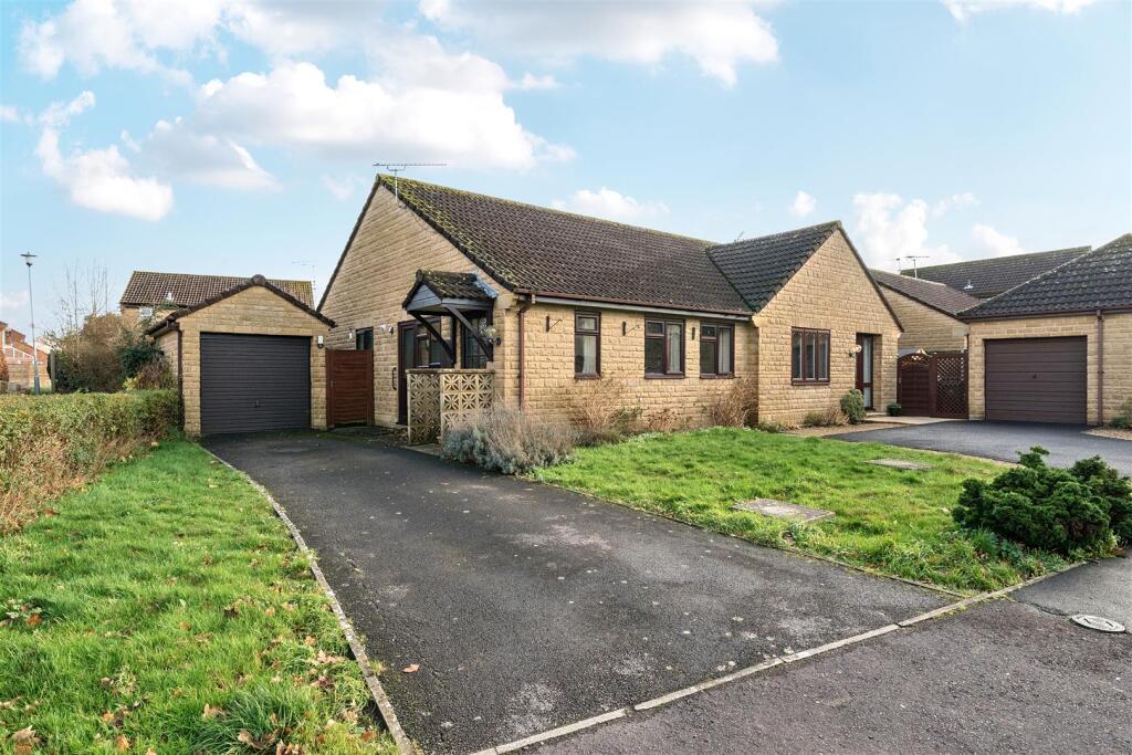 Main image of property: Greendale, Ilminster