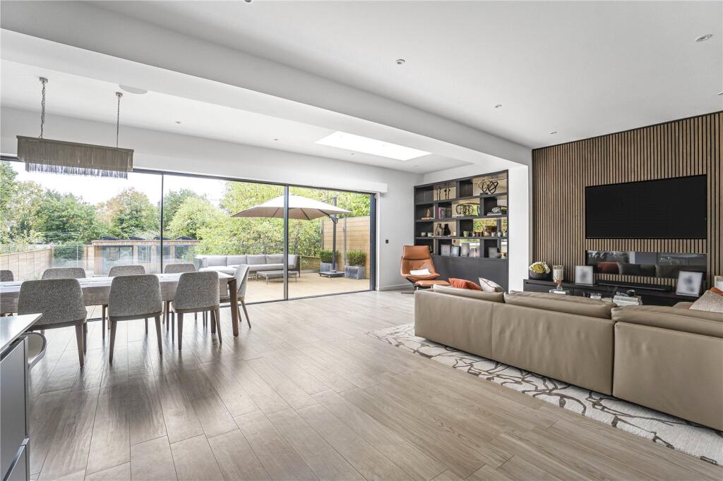 Main image of property: Inglis Road, London, W5