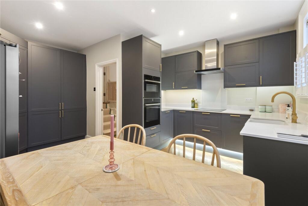 Main image of property: Aslett Street, London, SW18