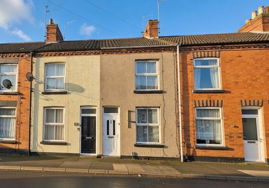 Main image of property: 14 Stanley Road, Northampton, Northamptonshire, NN5 5DT