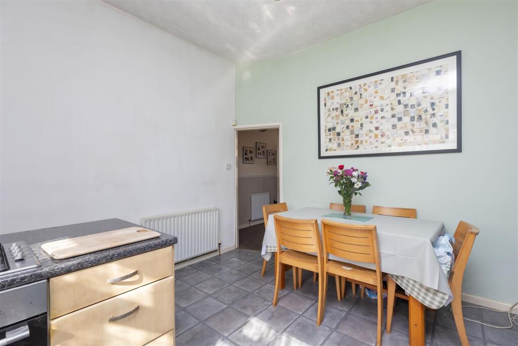 Fairhaven Road, Penwortham, Preston - More