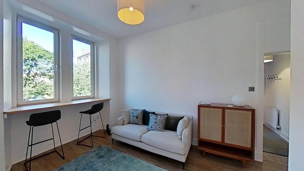 Apartment in Edinburgh - View 3