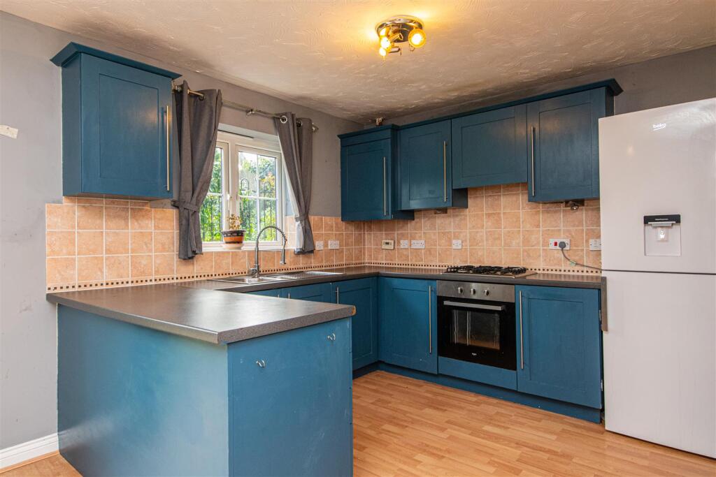 House in Finedon, North Northamptonshire - View 2