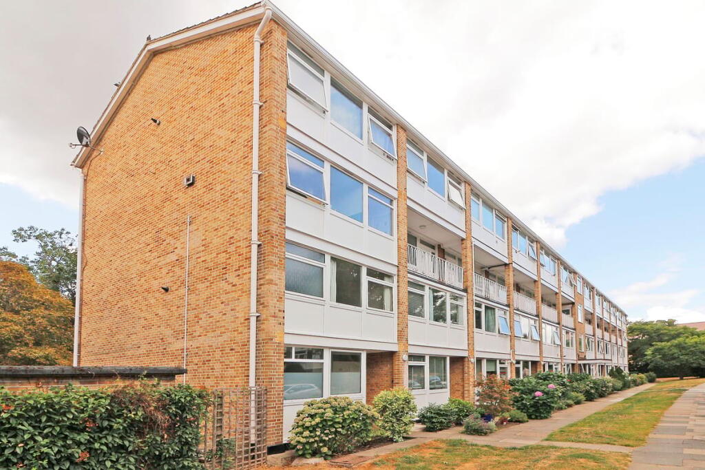 Main image of property: Tarnwood Park, London, SE9